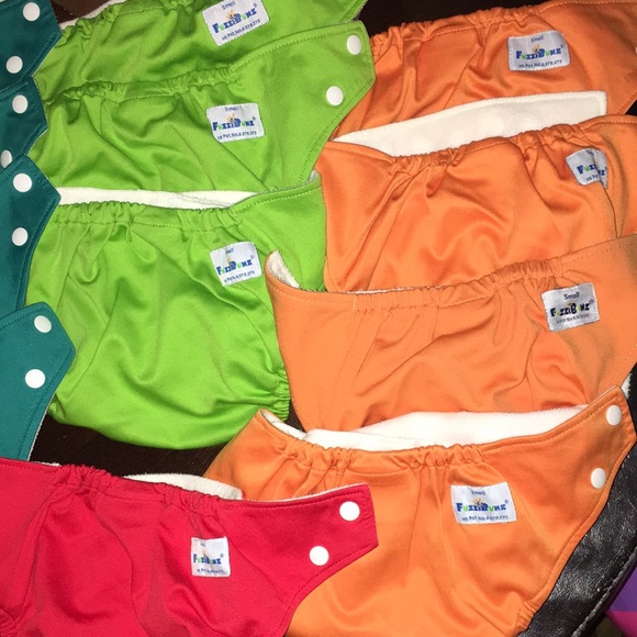 FuzziBunz Small Cloth Diaper - Picture 4 of 11